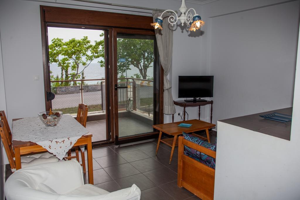 Sea View Appartment In Geoponika Nea Kallikrateia Exterior photo